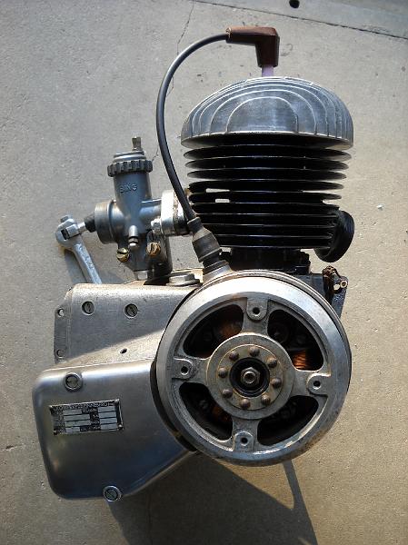 DSCN5749.JPG - ILO motor, rnoverad 150 cc modell MC 150L tillv 1954